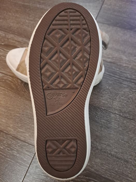 Adidași Converse