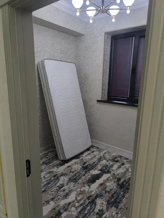 Чилонзор тумани Новза метро якинида кизларга квартира бор