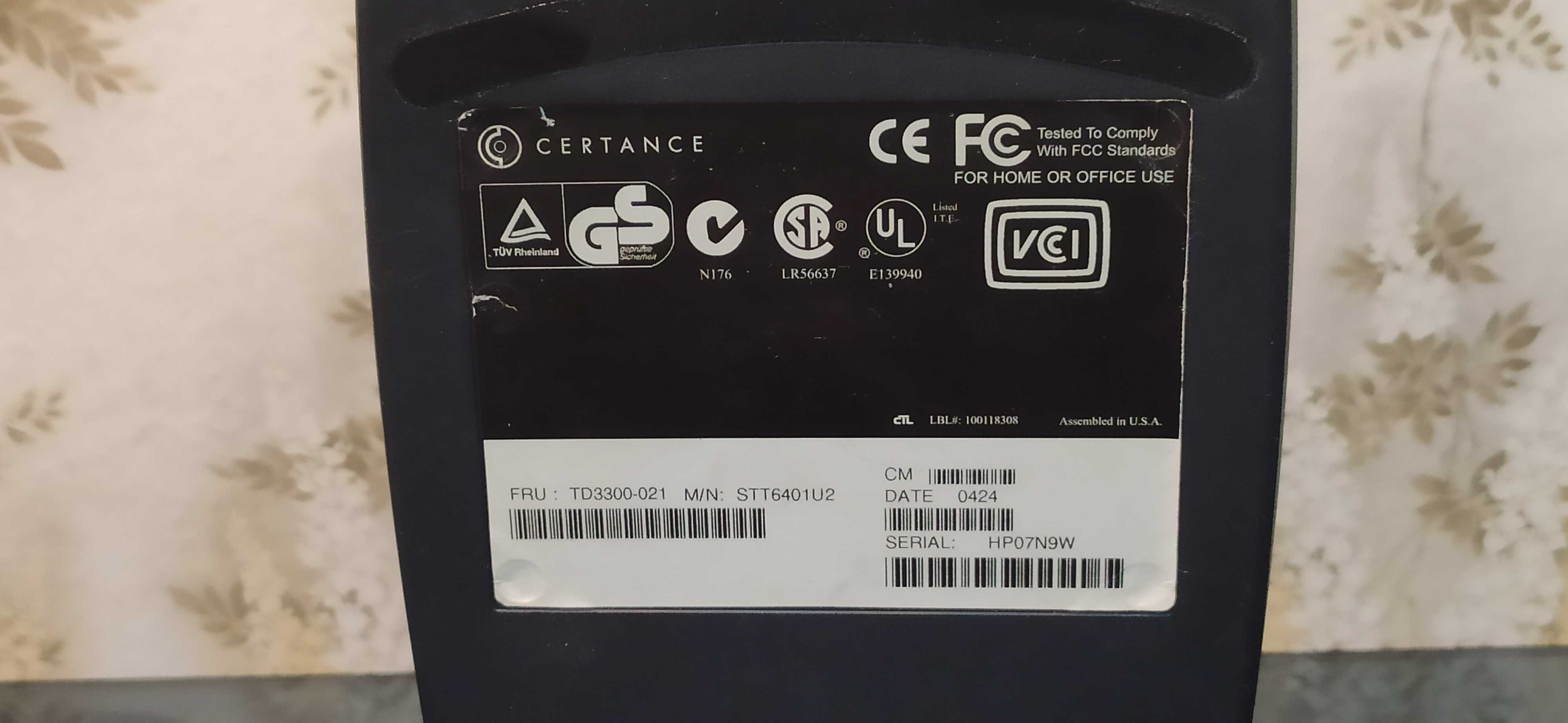 Ленточный стример Seagate/Certance  - привод с картриджами.