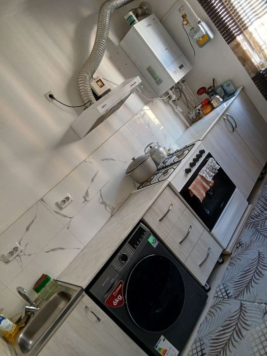 Srochna Yangi Darxonda Kvartira arendaga 200$