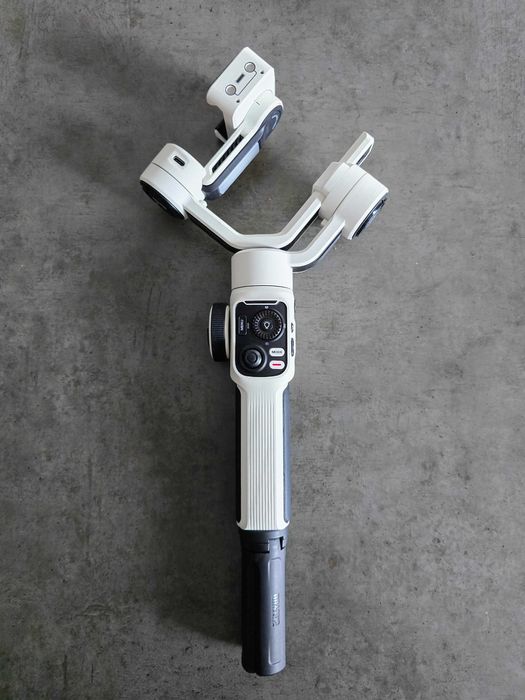 Zhiyun Tech Smooth 5S Stabilizator Gimbal pentru Smartphone