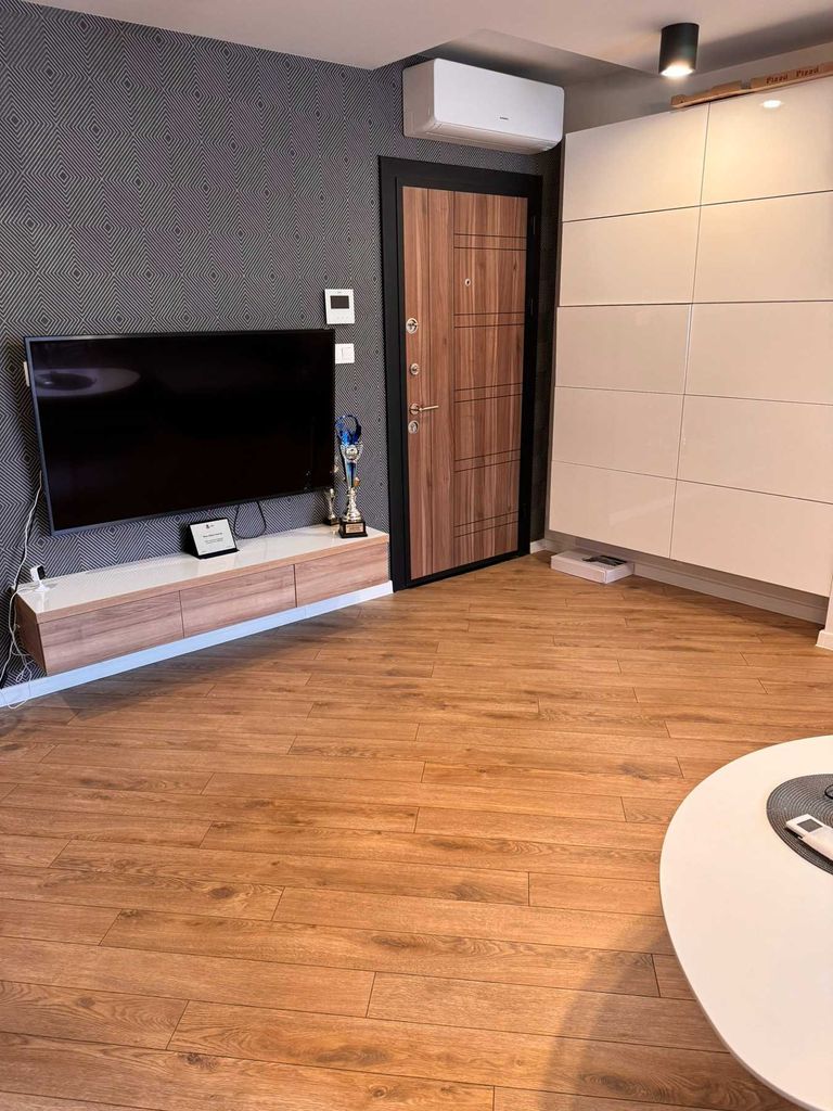 Дава се под наем Едностаен апартамент в Казанлък - 40 кв.м за 357 € - Снимка #6