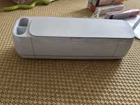 Cricut Maker 3 + accesorii – stare excelentă