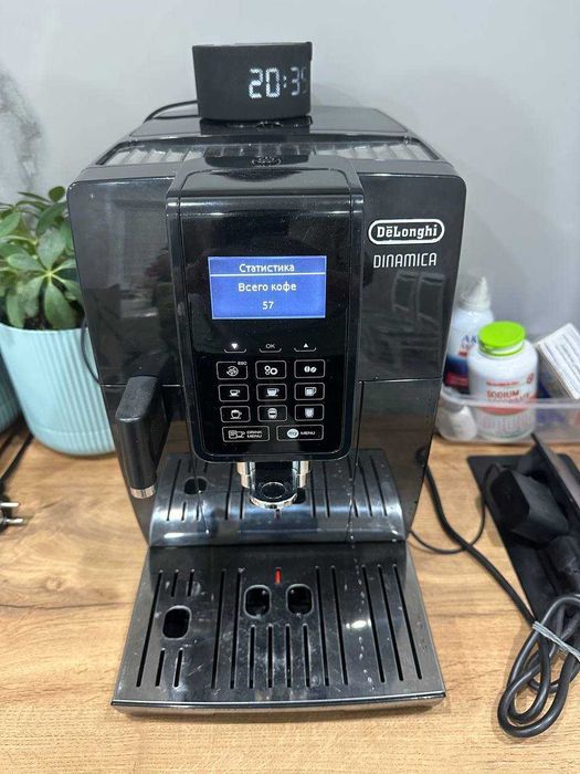 Кофе машина Delonghi ECAM 353.75