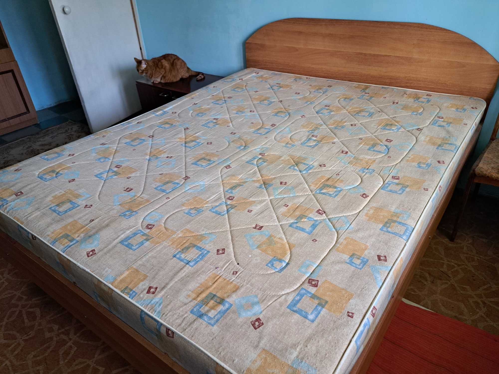 Продам двухспальную кровать за 38000 тг.