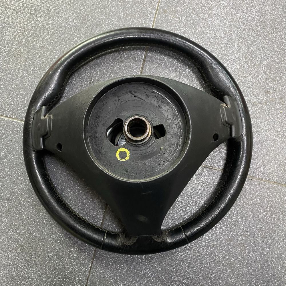 Продавам волан за Мерцедес w166/w212/w204 Mercedes W203