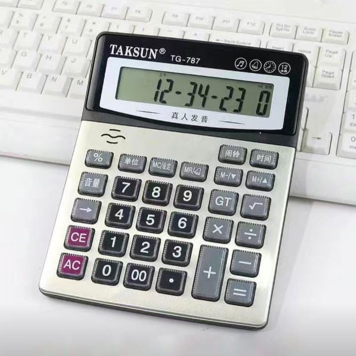 Продам настольный калькулятор