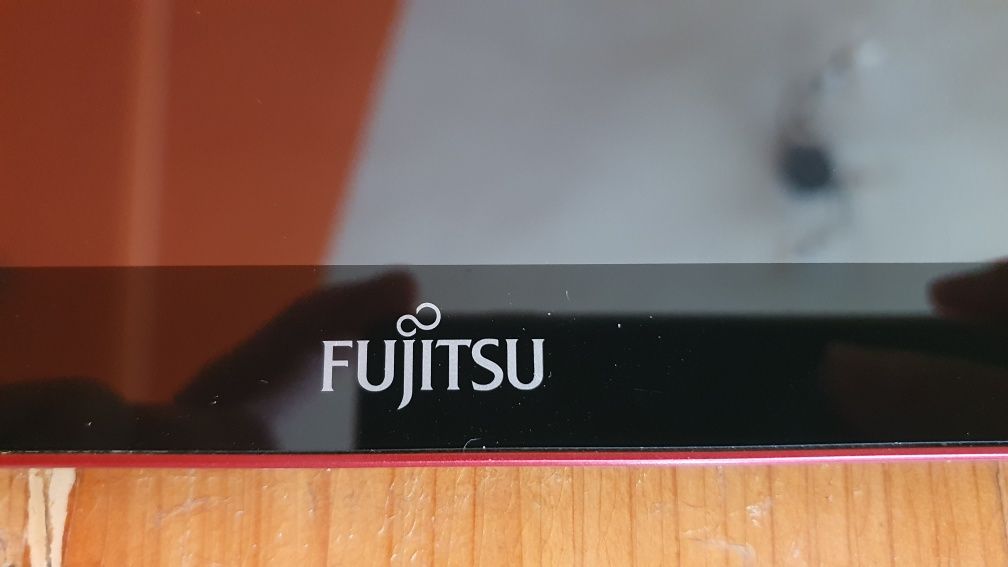 Таблет fujitsu stylistic m