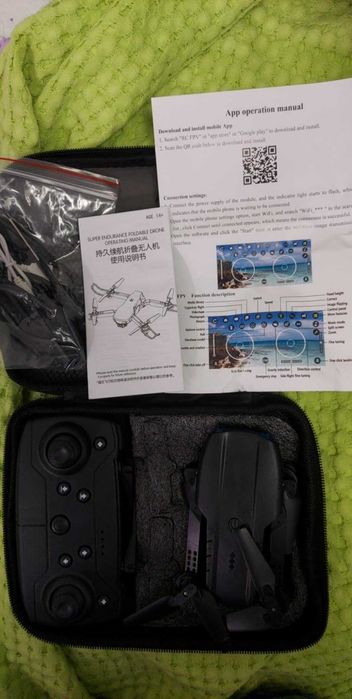 Drona cu telecomandă ,cu camera,pliabila husa, incarcare USB, 360gr