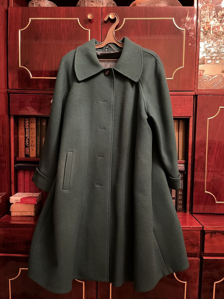 Бирюзовое женское пальто