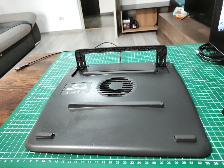Notebook Cooling Base Microsoft – răcitor eficient pentru laptop, star