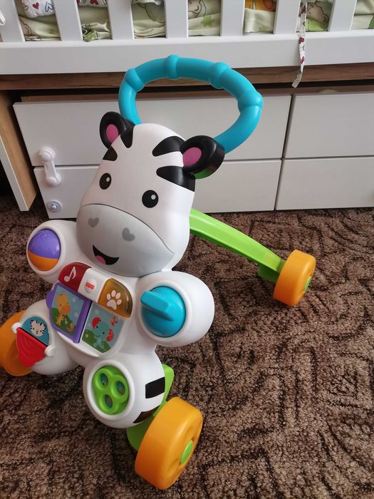 Бебешка проходилка (уолкър) Fisher Price за бутане