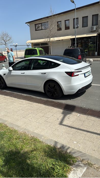 Vand Tesla model 3 Performance facelift