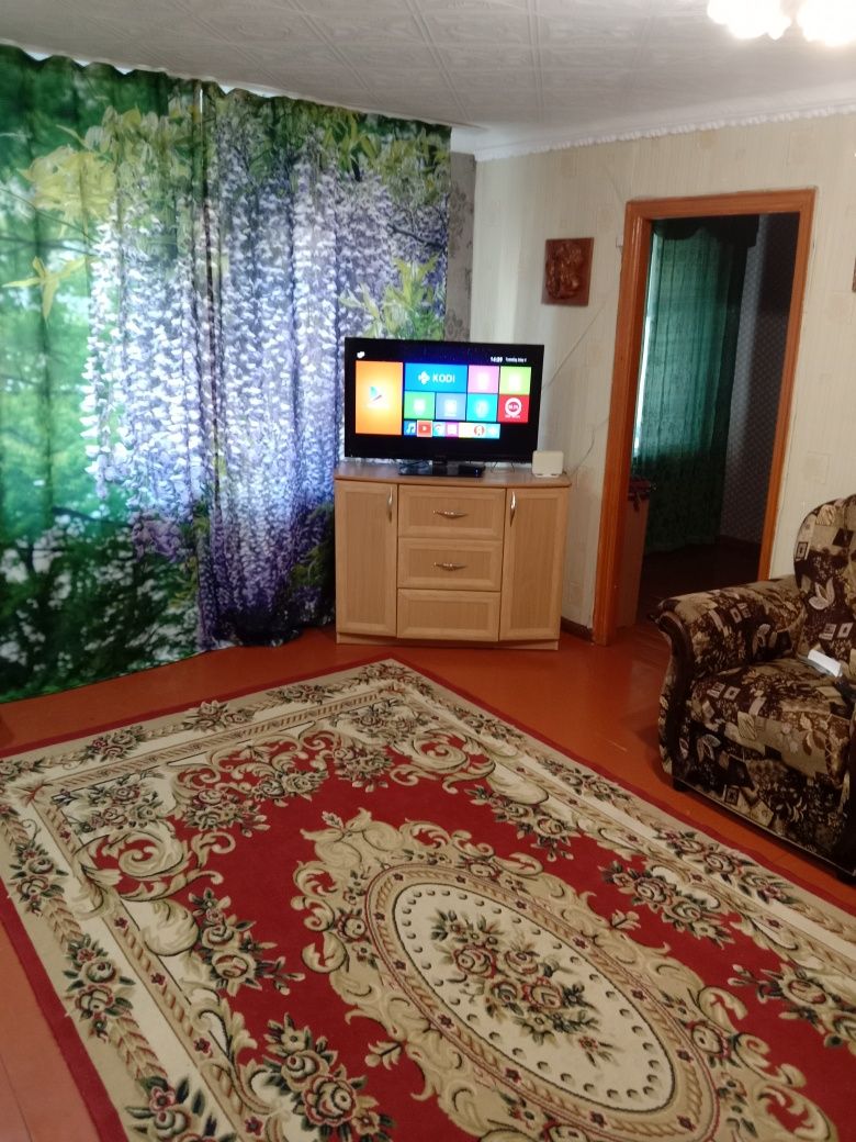 Сдам 2х комнатную на площади  Wi-Fi интернет