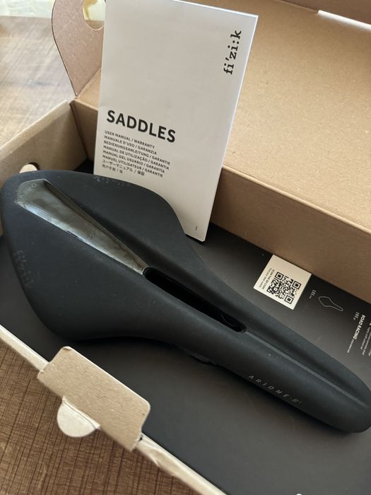 Sa Fizik Arione R1 open brate carbon ca si noua