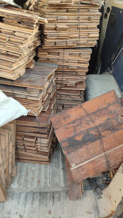 Продавам паркет 30 кв м