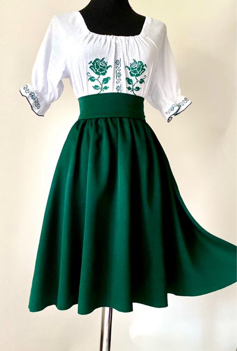 Costum traditional