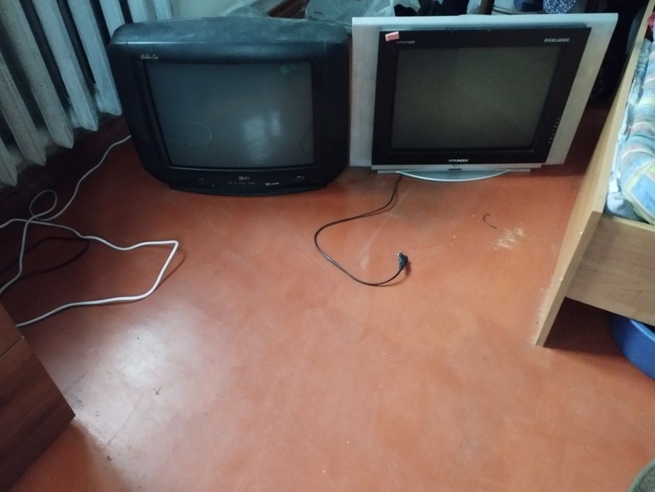 Телевизор lg,hundai