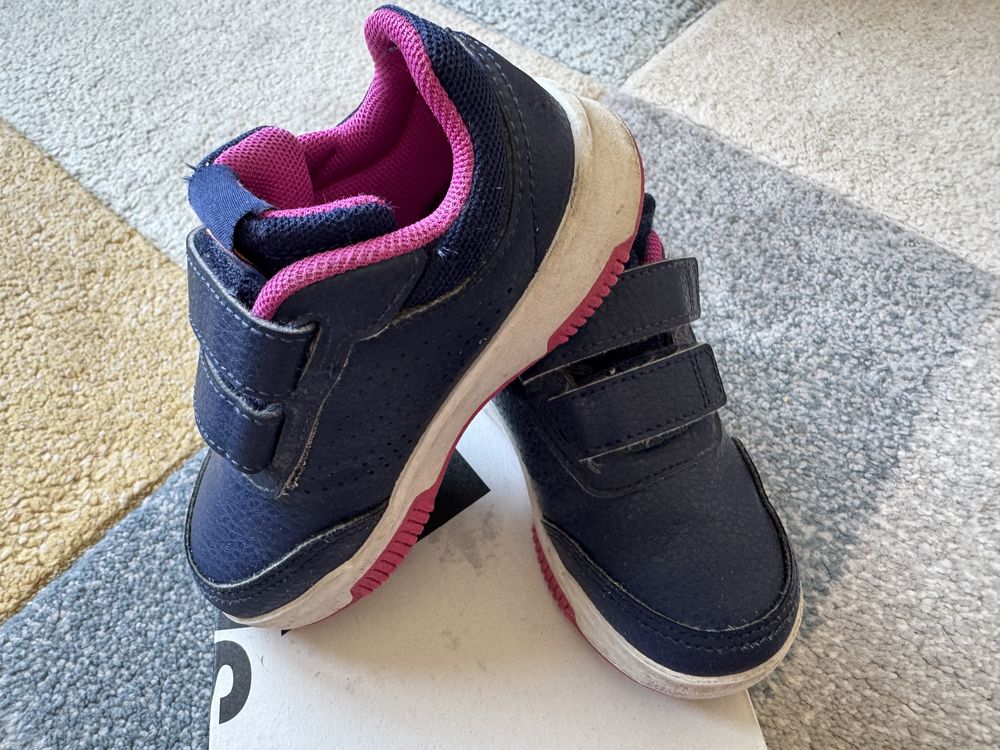 Маратонки Adidas