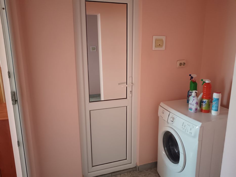 Închiriez ap 2 cam decomandat Et 8/10  preț 2000 lei