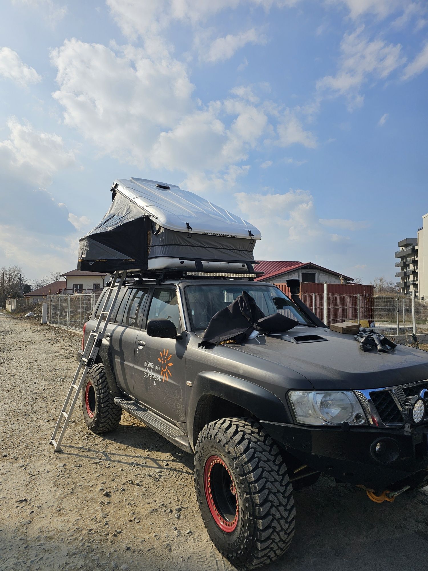 Nissan Patrol GU4 pregatit de overlanding