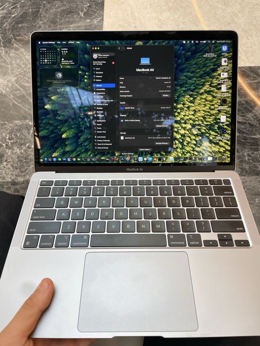 Macbook air m1 8/256 masla holatda 89% 10 soatdan kopga yetadi quvati
