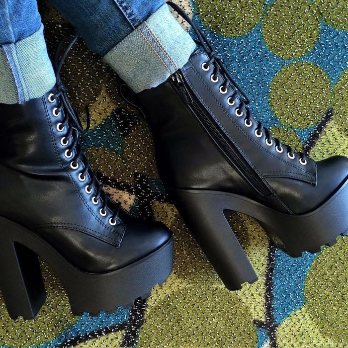 Боти на ток естествена кожа