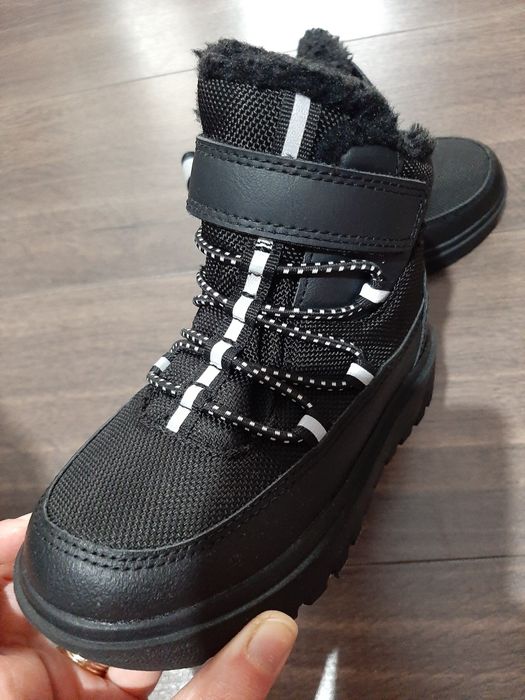 Ghete H&M nr 25 impecabile