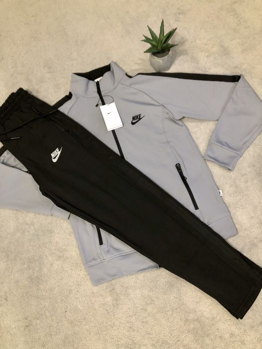 Мъжки спортни екипи! Разнообразие от марки!