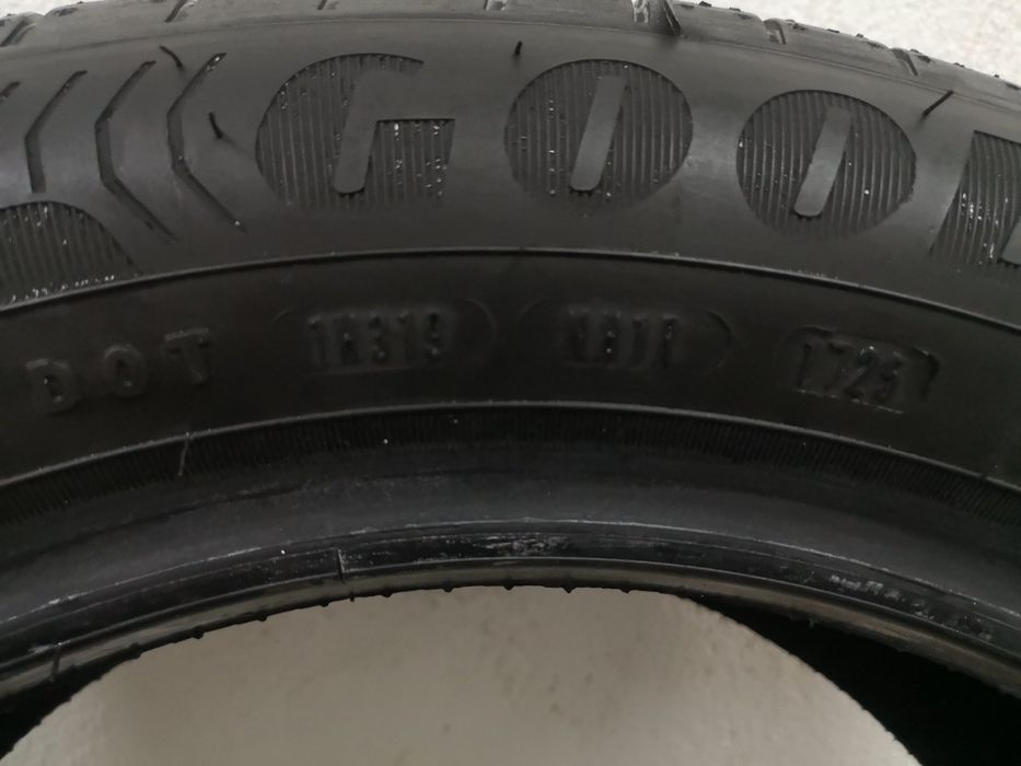 Автомобилни гуми