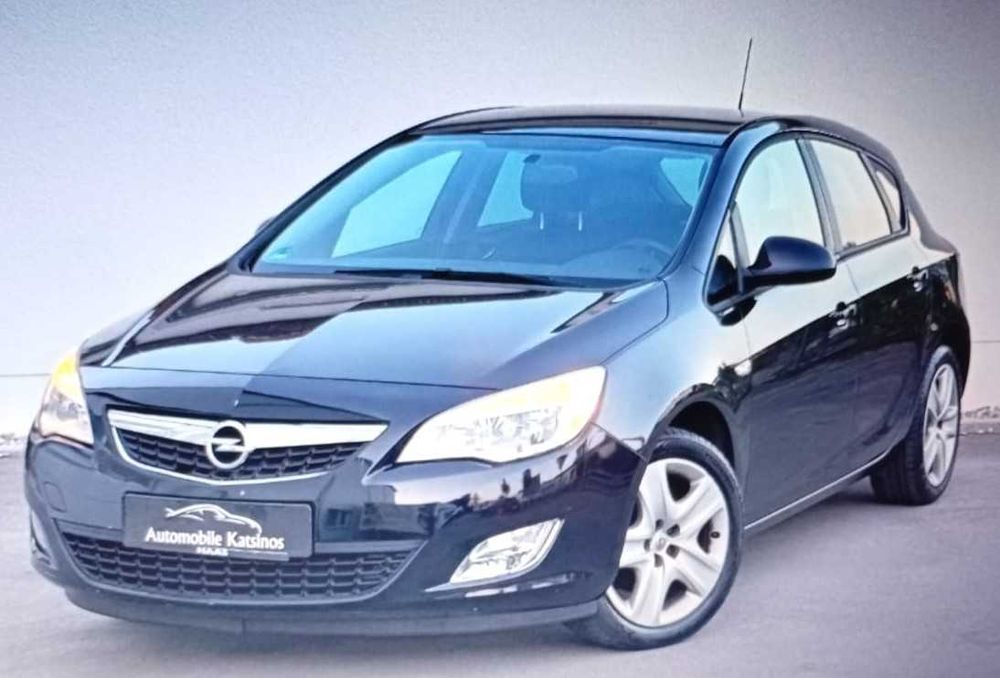 Opel ASTRA J 2011 1.4 Benzuna Turbo