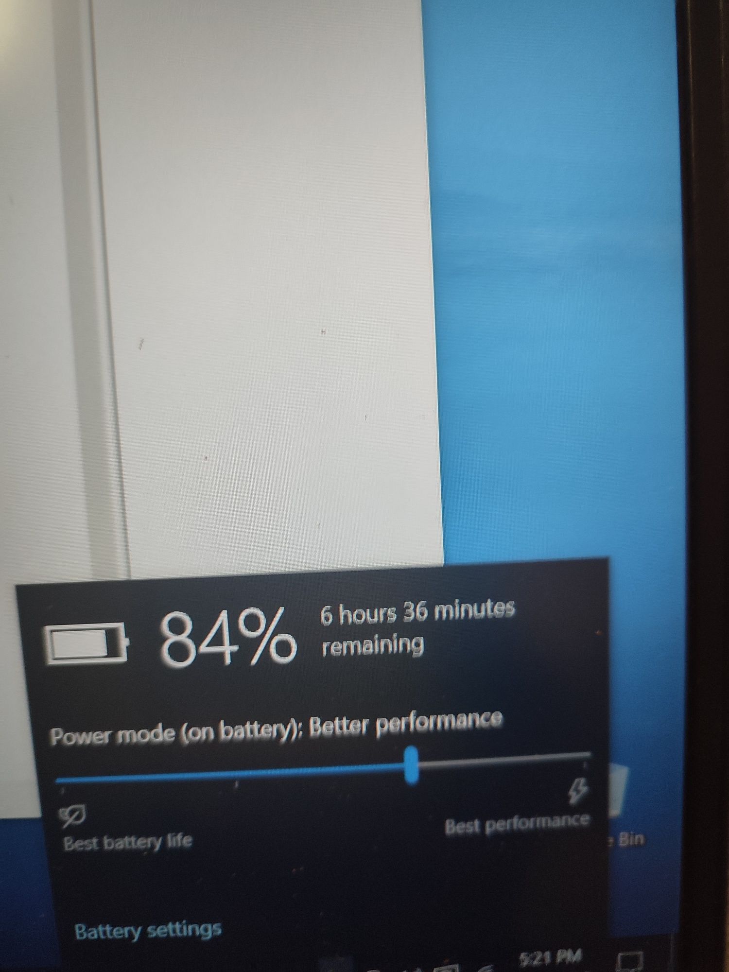 Laptop Ryzen 5 4600H GTX 1650 32GB SSD 512GB Baterie 4-6 ore