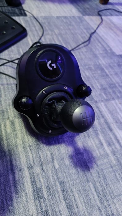 Волан Logitech G29 + педали и shifter