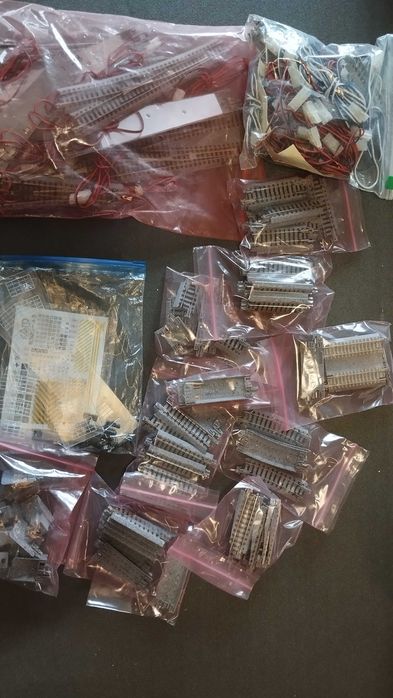 Електрически грамофон Kato И пълен комплект Unitrack N gauge