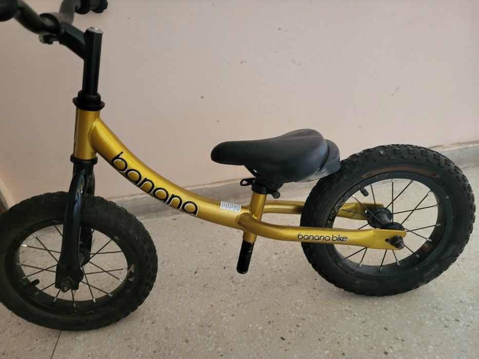 Детско колело 12" Banana Bike за 2-5г. + каска бонус
