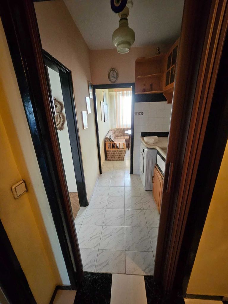 Продава се Тристаен апартамент в Пещера - 65 кв.м за 981 €/кв.м - Снимка #14