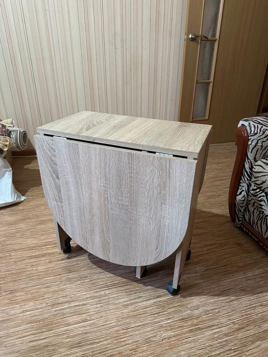 Кофейный столик-трансформер, светлый дуб. Срочно!