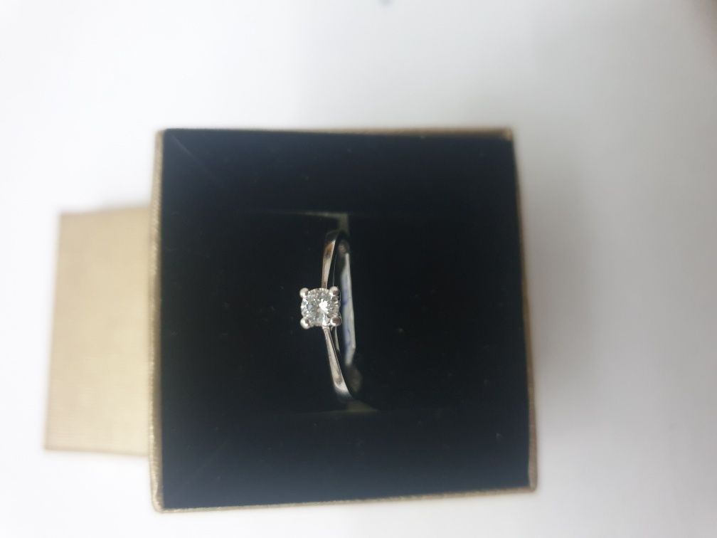 Inel logodna aur 18k 2.41gr, diamant natural
