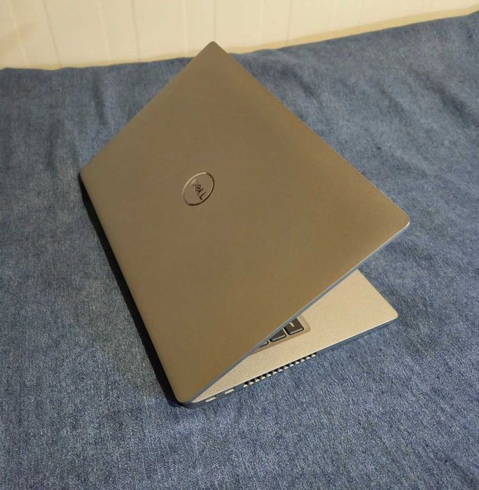 Dell Latitude 5430/Core i5-1235U/16 GB RAM/ 512 GB SSD, като нов!