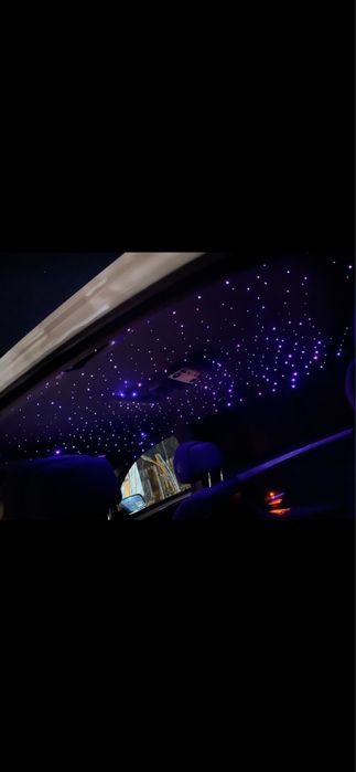 Plafon    auto   instelat