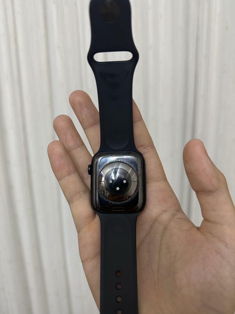 Apple watch 8. 45mm ideal