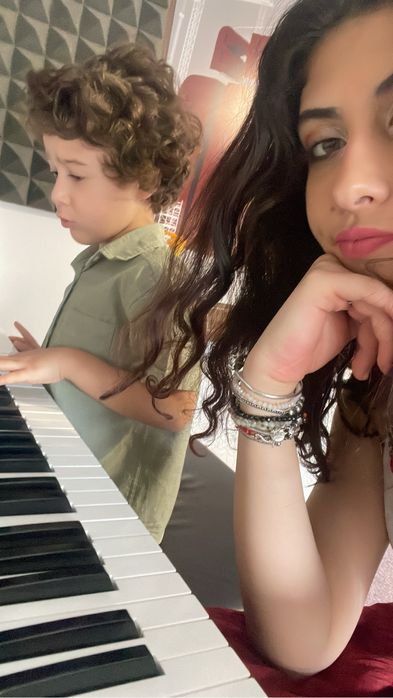 Profesor vioara, pian si teoria muzicii- testare gratuita