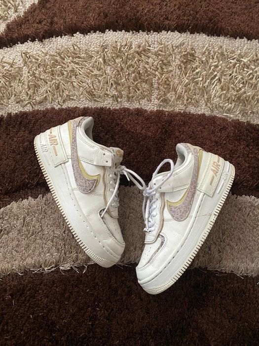 Air force 1  in stare buna