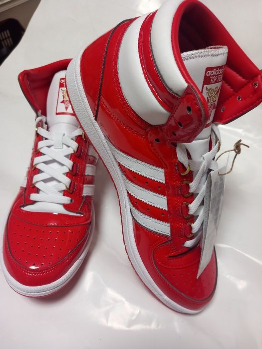 Adidas Top ten.        .