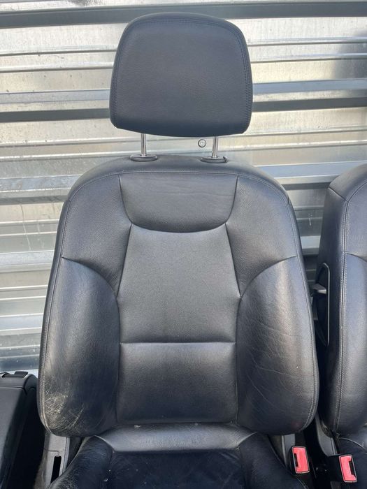 Салон Мерцедес mercedes benz W204 C class кожа кожен черен номер 22