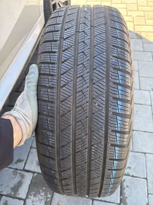 Anvelope de iarna 235/55 R19
