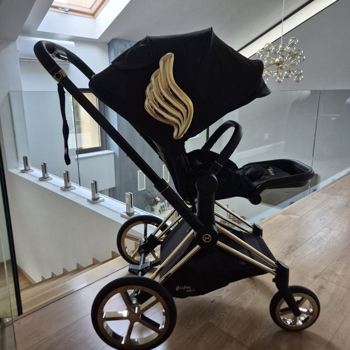 Carucior 3 in 1 pentru copii Cybex Priam 4.0 Wings by Jeremy Scott