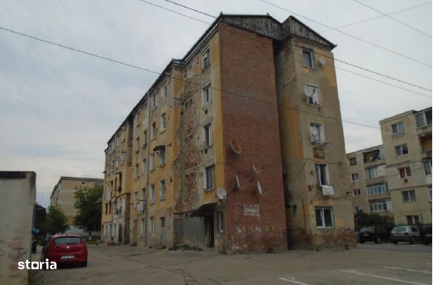 Garsoniera-Oras Calan,  judetul Hunedoara