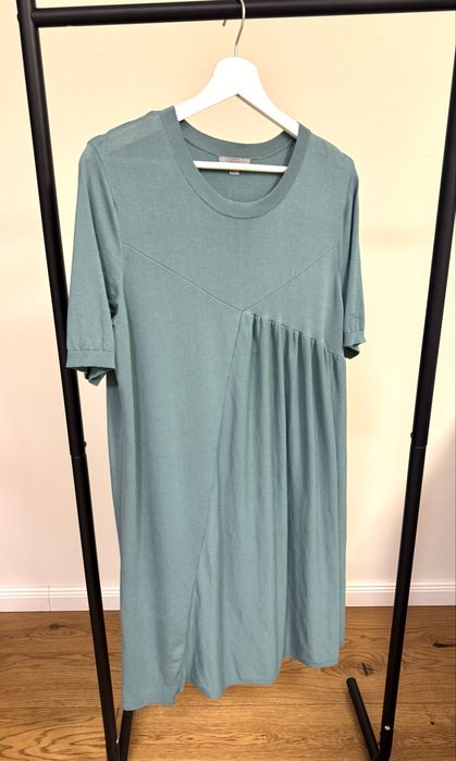 COS рокля с ефектно набиране