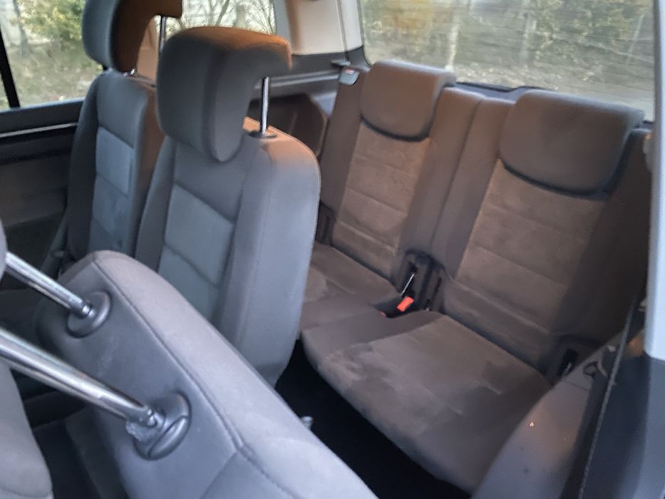 VW Touran 2.0TDI 7 locuri 2014 181004 km